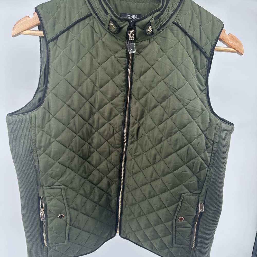 Jones New York Olive Quilted Vest